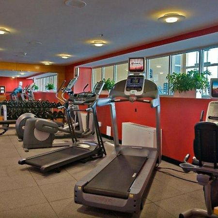 מלון Doubletree Dayton-Downtown מתקנים תמונה